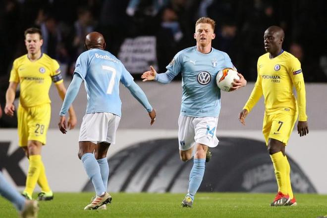 更象征着足 更象征着足